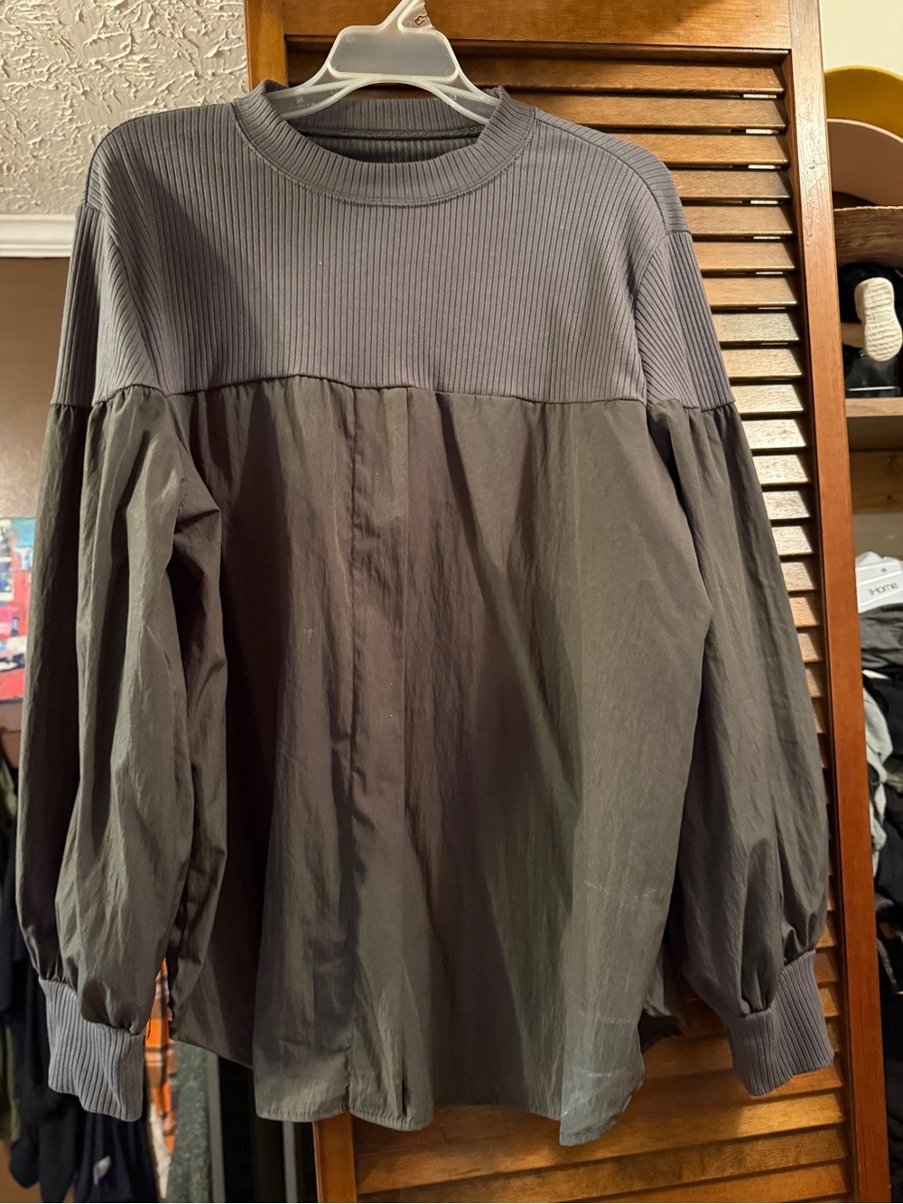 Women’s flowy fun top